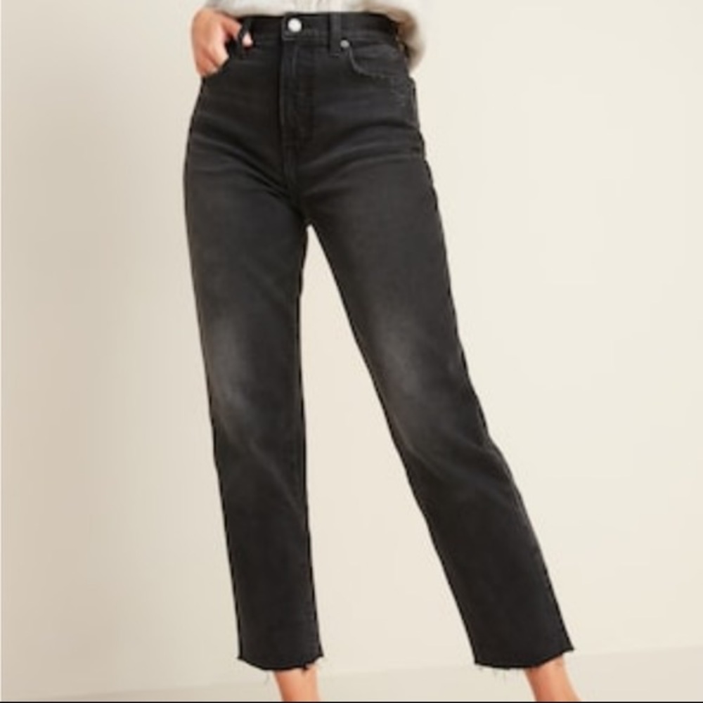 EUC Old Navy High Waisted Boyfriend Ryan Cutoff Jeans Dark Gray